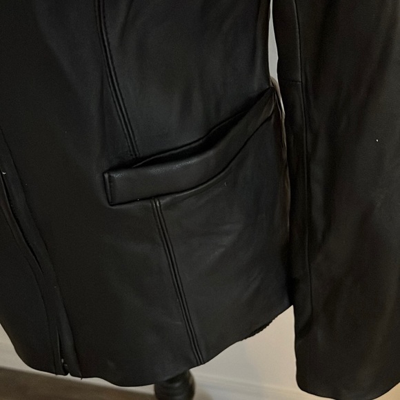 JLC New York black leather zip up jacket! - Picture 4 of 5